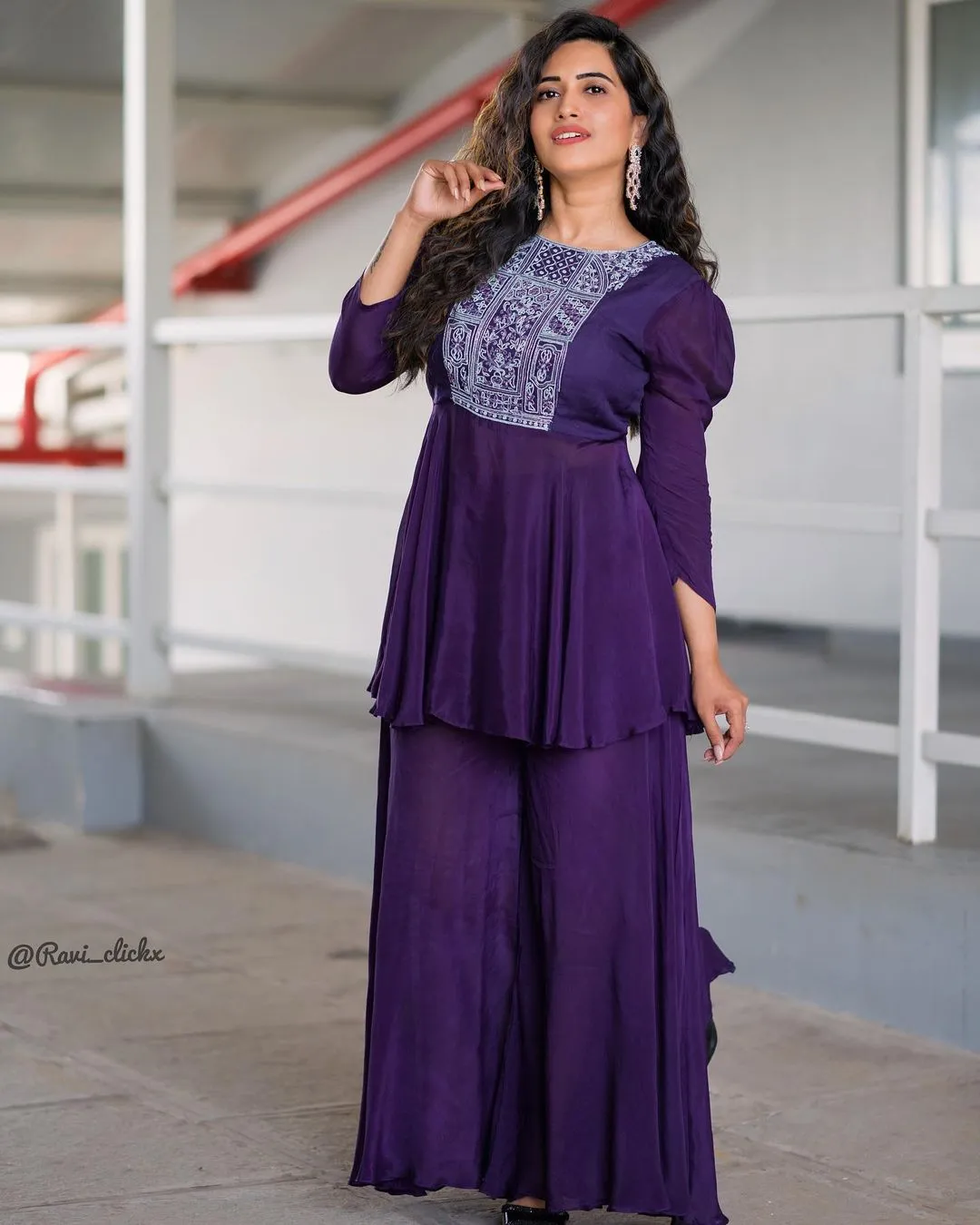 Telugu TV Actress Sravanthi Chokarapu Photoshoot in Violet Dress